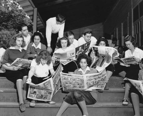 getting the news in the 40's.jpg