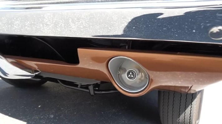 man-drops-68-hemi-charger-trade-for-challenger-t-a-to-buy-a-69-with-a-big-dash-surprise_4.jpg