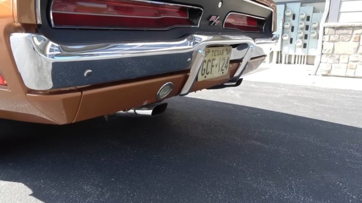 man-drops-68-hemi-charger-trade-for-challenger-t-a-to-buy-a-69-with-a-big-dash-surprise_18.jpg