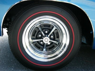 redline tires.jpg