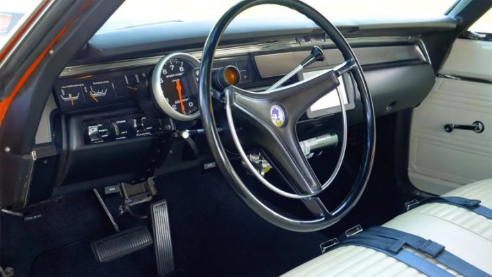 this-guy-bought-a-slant-six-69-plymouth-satellite-can-t-help-but-426-hemi-swap-it_7.jpg