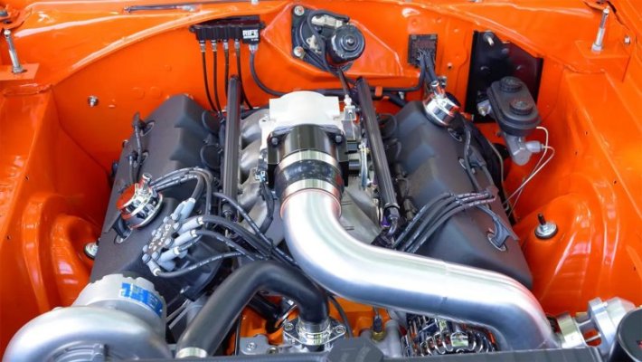 this-guy-bought-a-slant-six-69-plymouth-satellite-can-t-help-but-426-hemi-swap-it_2.jpg