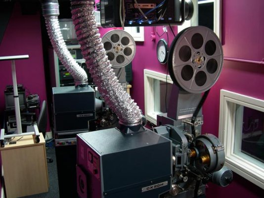 35mm_cinema_projectors.jpg
