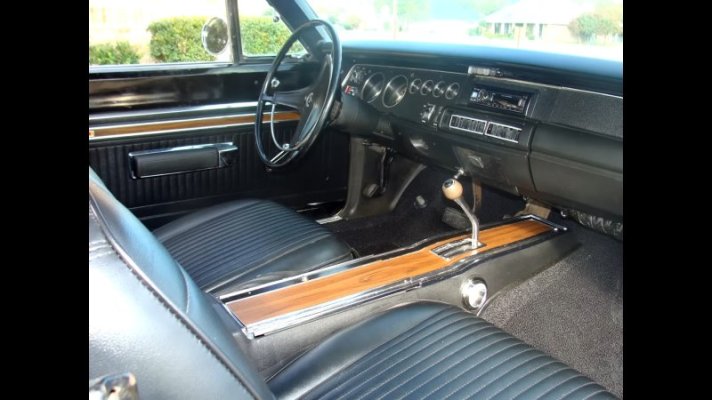 1969-dodge-super-bee-sat-in-barn-27-years-rides-again-scars-and-soul-intact_137.jpg