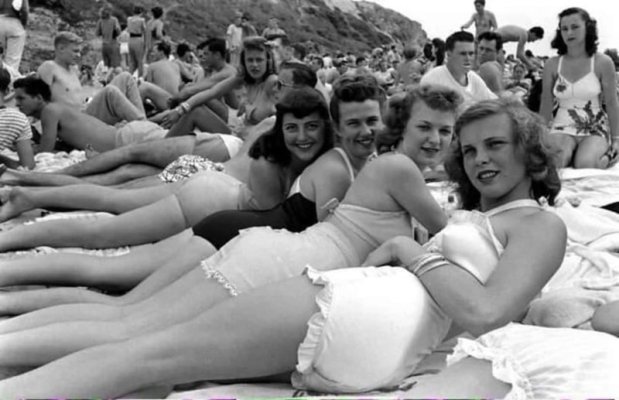 Spring break in California, 1947.jpg