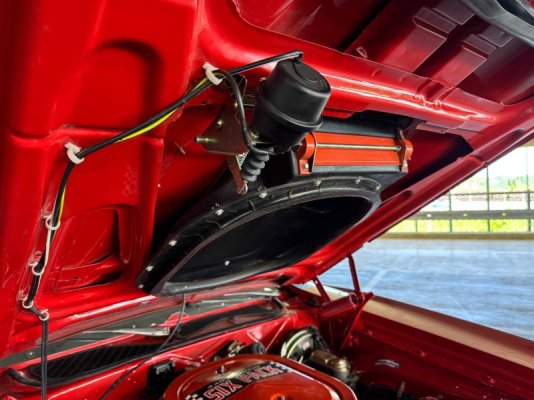 1971-called-wants-a-1-in-6-charger-super-bee-sixpack-4-speed-track-pak-owner-asks-ransom_6.jpg