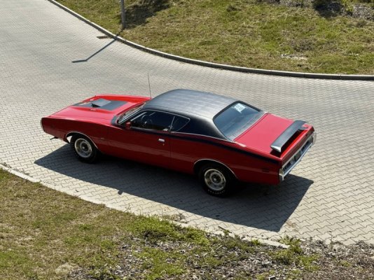 1971-called-wants-a-1-in-6-charger-super-bee-sixpack-4-speed-track-pak-owner-asks-ransom_1.jpg