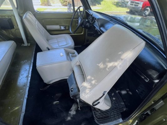 1974-half-door-survivor-is-the-only-plymouth-suv-ever-i-dare-you-to-find-another_14.jpg