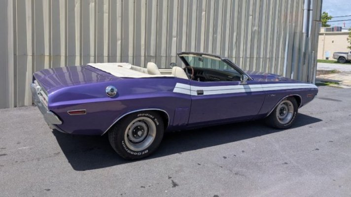 rare-1971-dodge-challenger-convertible-flaunts-even-rarer-drivetrain-combo-254195_1.jpg
