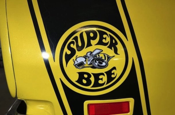 dealer-sells-a-1969-dodge-super-bee-that-s-only-one-letter-away-from-total-perfection_20.jpg