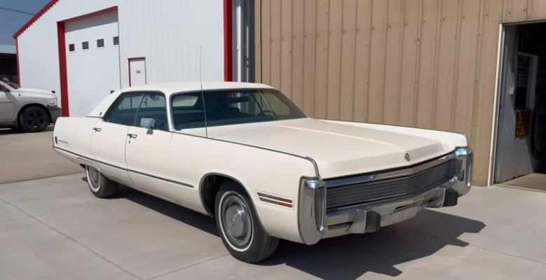 1973-imperial-lebaron-parked-for-40-years-emerges-with-rare-feature-254035_1.jpg