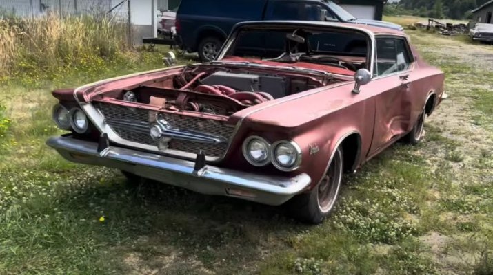 abandoned-1963-chrysler-300j-with-ultra-rare-feature-may-be-the-last-of-its-kind_2.jpg
