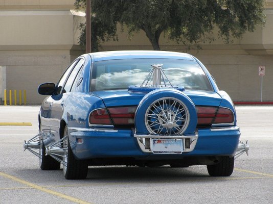 Big-wheels-buick.jpg