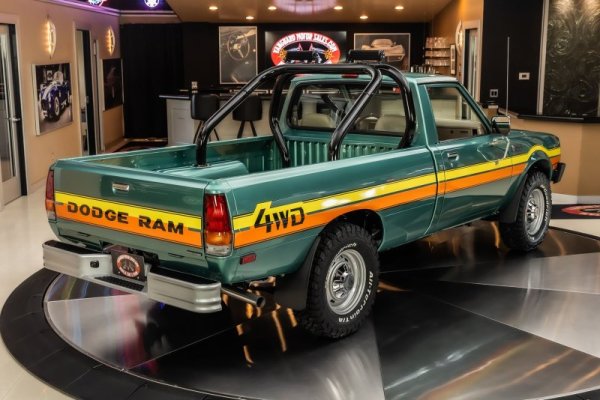 someone-spent-a-fortune-restoring-a-1986-dodge-power-ram-50-pickup_4.jpg