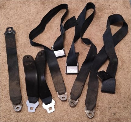 RearSeatbelts_Before.jpg