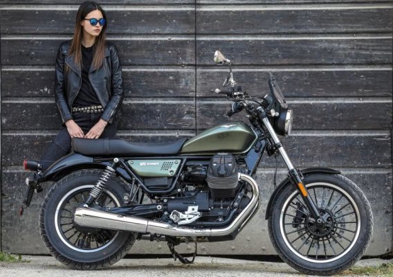 Moto-Guzzi-V9-Roamer.jpg