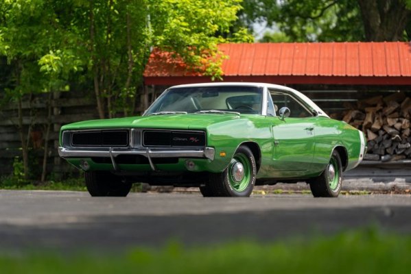 1969-dodge-hemi-charger-r-t-automatic-with-rare-feature-sells-for-record-price_1.jpg