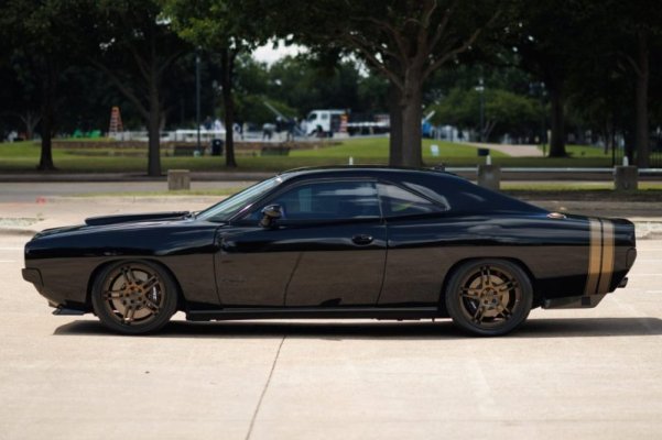 2022_dodge_charger_FE4A0859-69488-scaled.jpg
