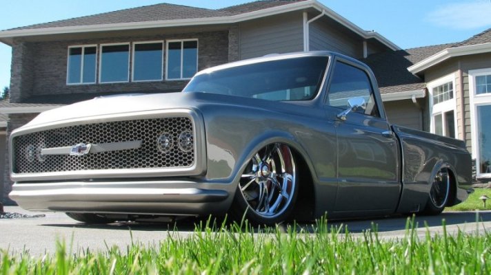 1972-chevy-c10-once-brought-the-heat-down-to-texas-now-earns-176k-for-its-owner_1.jpg