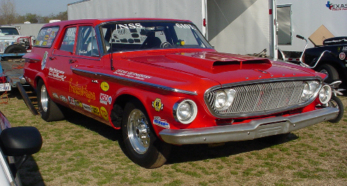 Red NSS Wagon.png