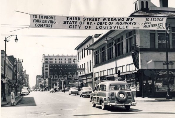 74470217007-lcj-1-brd-03262018-ky-1-a-00320180325-img-3rd-street-in-downto-1-1-7-hlgss-26-l-12...jpg