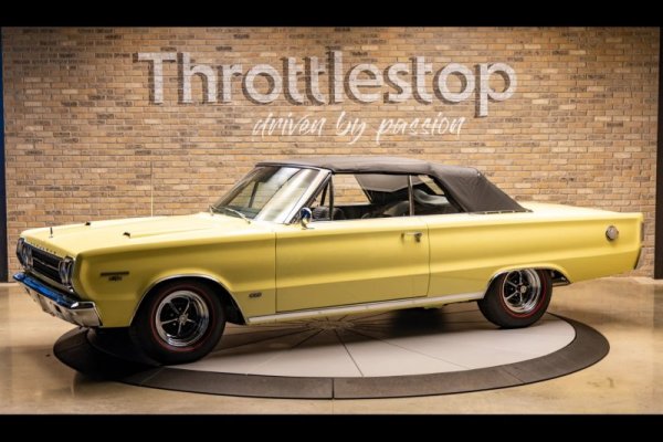 1967-plymouth-gtx-rocks-the-whole-9-yards-hemi-muscle-1-in-10-rarity-flawless-condition_4.jpg