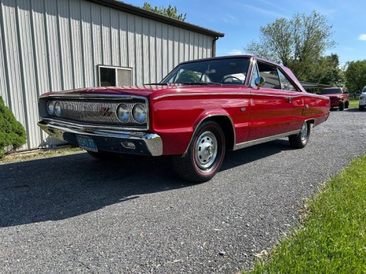 1967 Hemi Coronet.jpeg