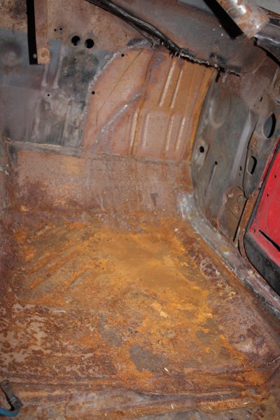 Floorpan clean out 2.JPG
