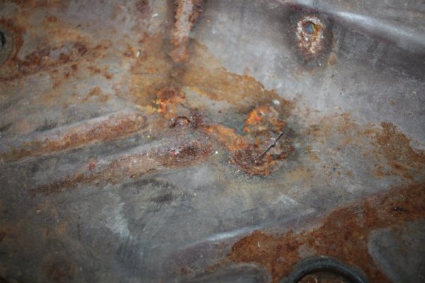 Floorpan clean out 5.JPG
