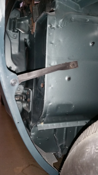 1971 plymouth road runner fender brace 2.png