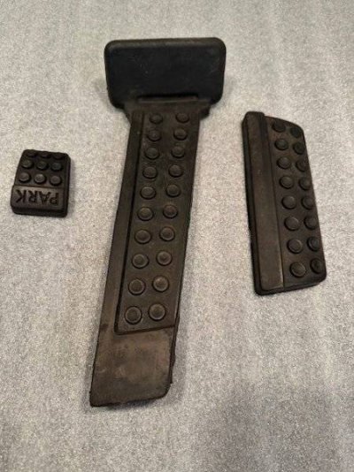 gas pedal1.jpg