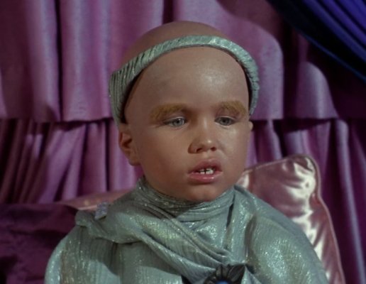 TOS_1x10_005.jpg