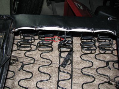 Charger seat 001.jpg