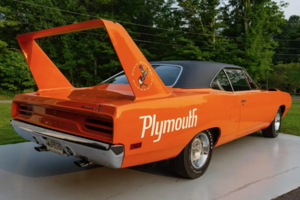 1970_plymouth_superbird_DSC8716-50024-scaled-1-03135.png