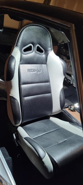 ProCarScat_PassSeat1.jpg