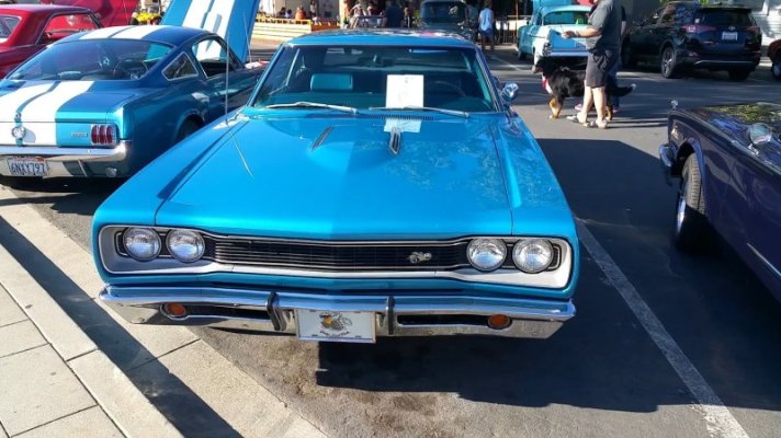 1969-dodge-super-bee-survivor-is-a-79k-mile-b5-blue-mopar-jewel-first-owner-never-sold-it_1.jpg