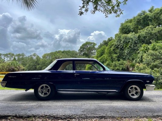 this-1962-chevy-biscayne-is-a-former-oregon-state-police-car-selling-at-no-reserve_29.jpg