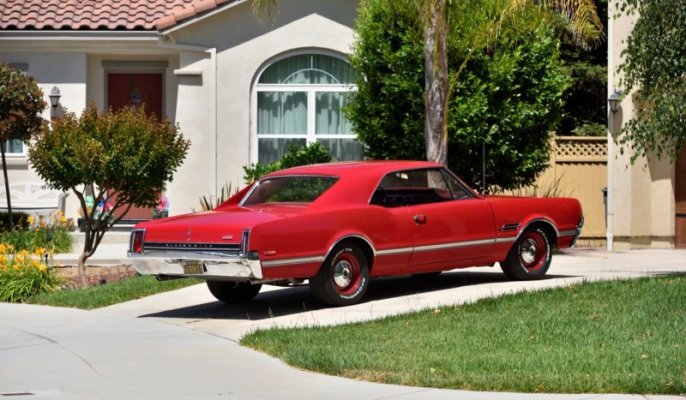 5-legendary-muscle-car-v8s-with-triple-carb-setups_9.jpg