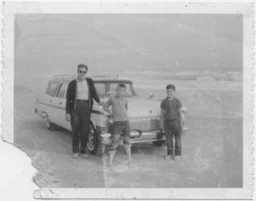 Daytona maybe 1961 Gene JC Danny Horn on the Beach.jpg