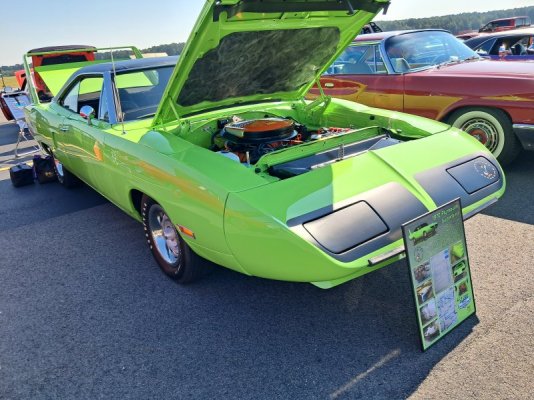 20250920_102631 1970 440 4-spd Superbird.jpg