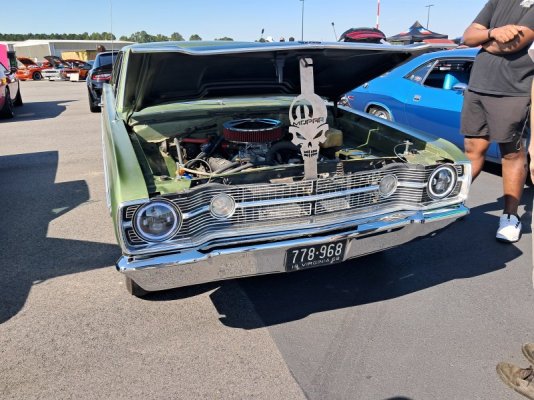 20250920_104340 1968 Dart small block.jpg