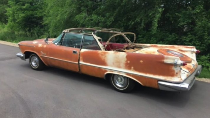 super-rare-1958-crown-convertible-pure-imperial-majesty-with-the-biggest-first-gen-hemi_1.jpg