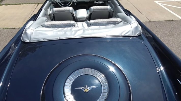 super-rare-1958-crown-convertible-pure-imperial-majesty-with-the-biggest-first-gen-hemi_23.jpg