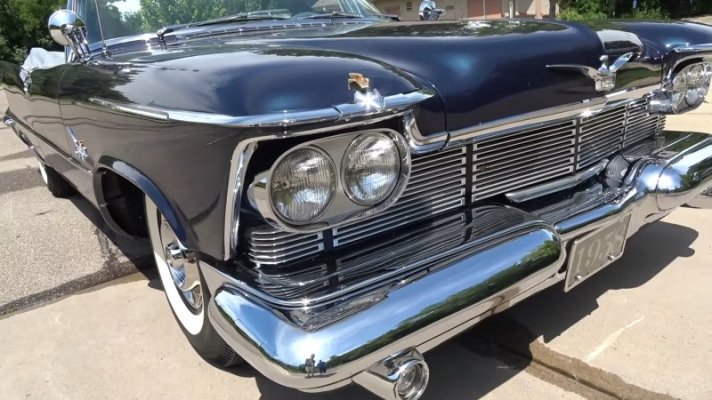 super-rare-1958-crown-convertible-pure-imperial-majesty-with-the-biggest-first-gen-hemi_7.jpg