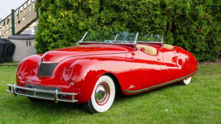 1941-chrysler-newport-phaeton.jpg