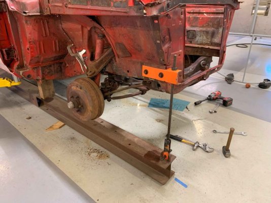 straighten.jpg straighten.jpg