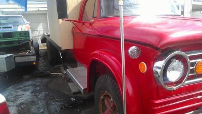 roberts hauler1.jpg roberts hauler1.jpg