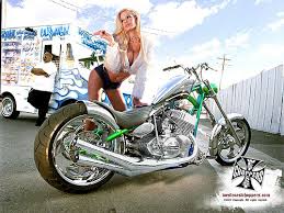 75 KZ 750 Tripple 2 stroke West Coast Choppers.jpg