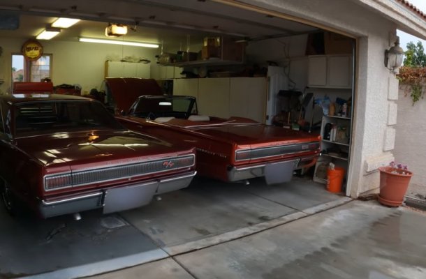1967-dodge-coronet-ragtop-flaunts-hemi-surprise-shares-garage-with-first-year-r-t_1.jpg