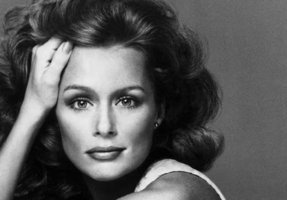lauren hutton..jpg